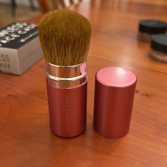 NWOT Bare Escentuals & Bare Minerals Makeup & Brushes 33 pieces - Picture 9 of 9